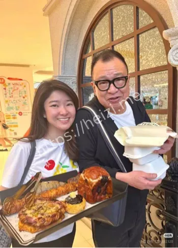 许绍雄女儿再发文