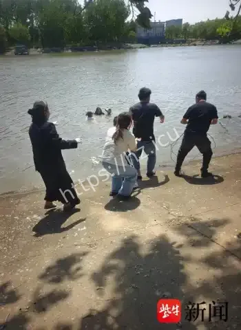 兄妹救落水者后被拉黑